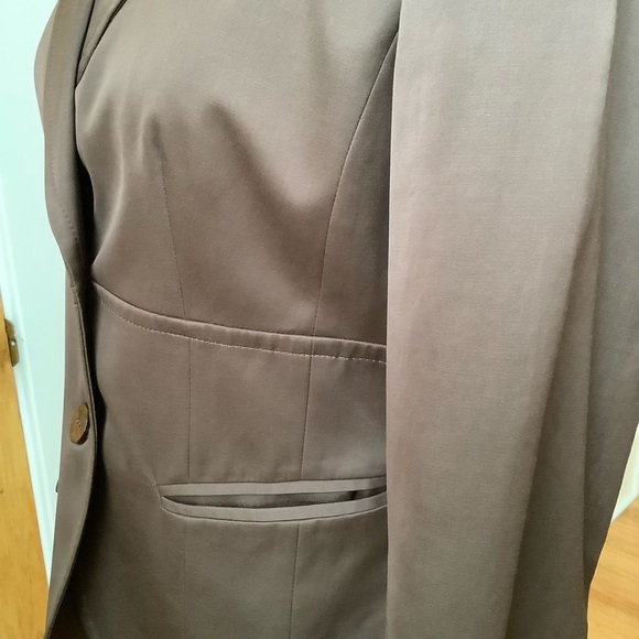 JONES NEW YORK Brown Stretch Satin Tailored Blazer Size 4 - Picture 7 of 14